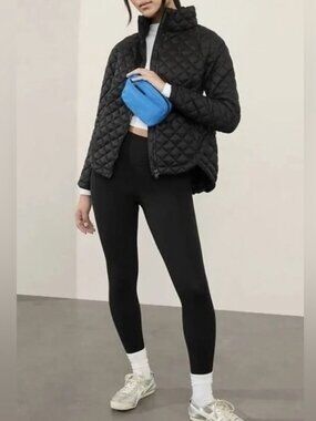 Athleta black quilted whisper featherless jacket, sm